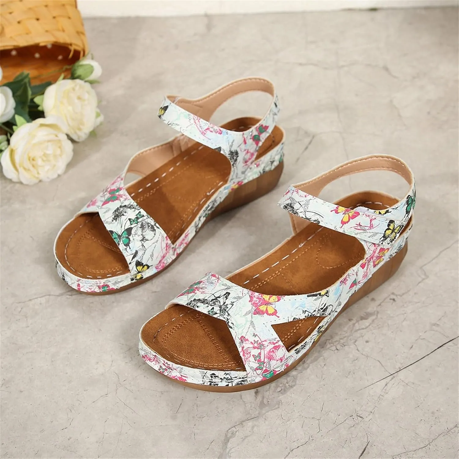 Casual Side Hollow Belt Adhesive Slope Bottom Roman Shoes Summer Fashion Ladies Sandals Walk Pro Sandals for Women
