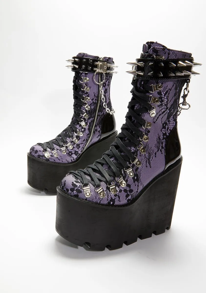 Haunted Traitor Boots