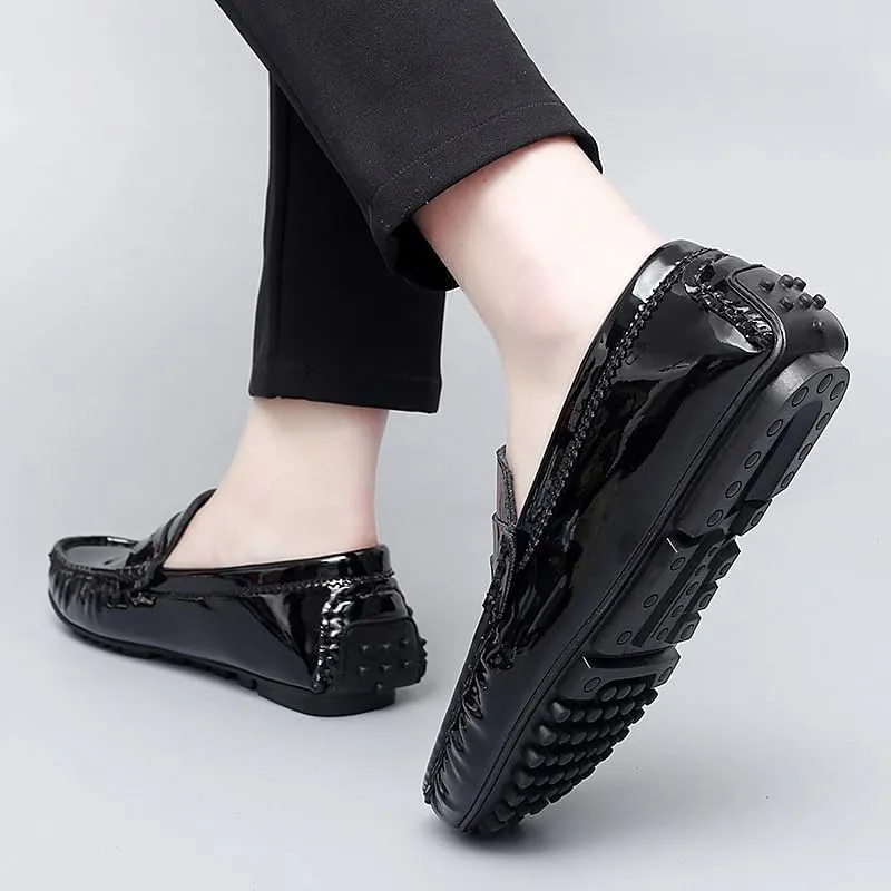 Men's Loafers Shoes Round Toe Leather Driving Penny Loafers Lightweight Comfortable Flexible Outdoor Slip On