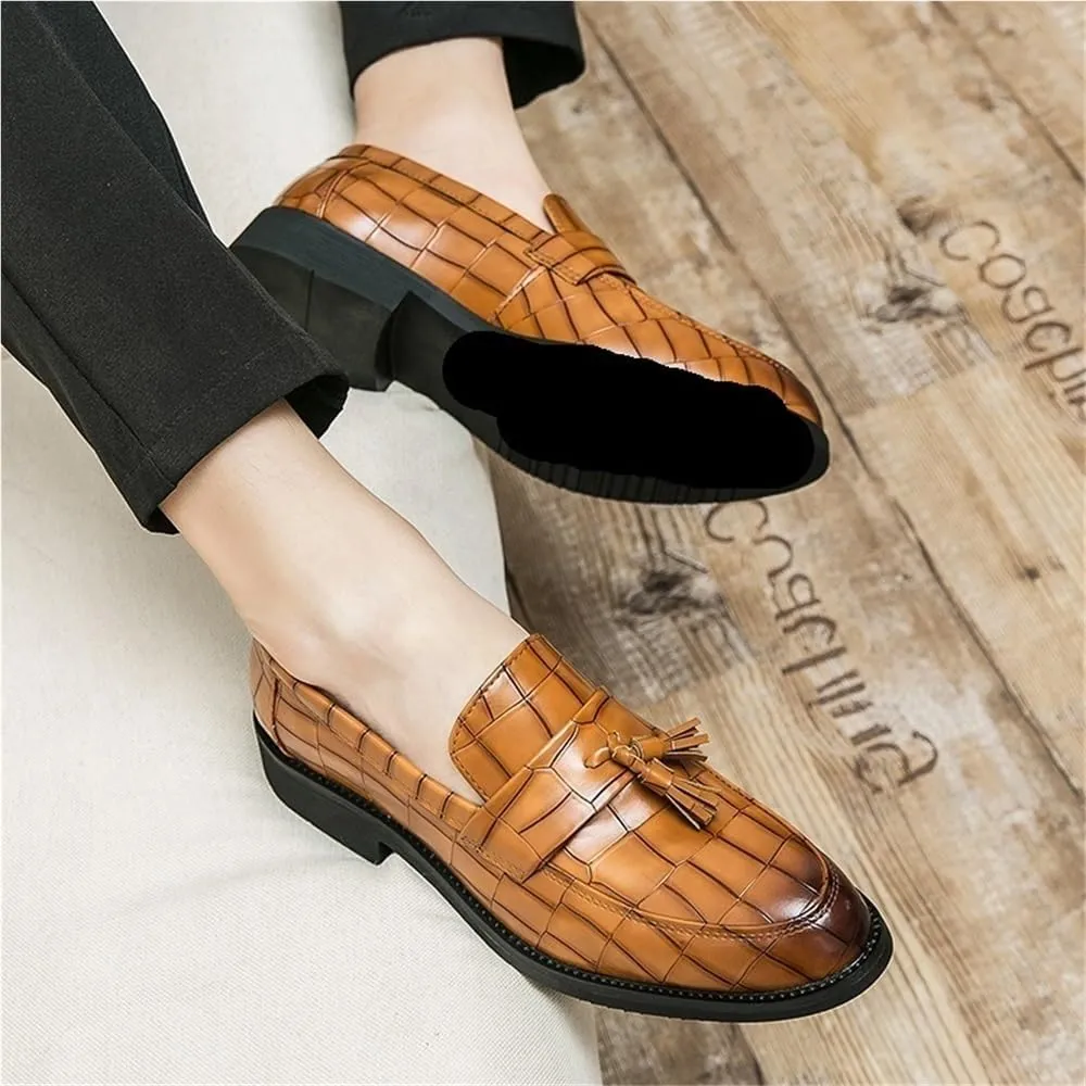 Mens Loafers Slip On Pointed Toe Tassel Dress Shoes Lightweight Comfortable Casual Wedding Loafers